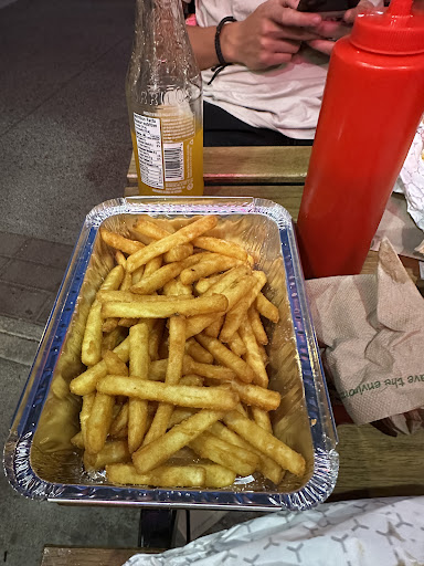 Photo of Pizzalicious Donair shop - 38163 Cleveland Ave, Squamish, BC V8B 0A1