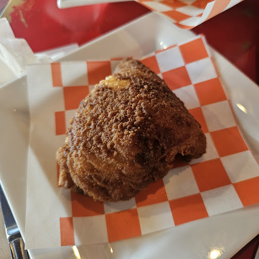Photo of Mags99 Fried Chicken and Mexican Cantina - 1257 Commercial Way #5, Squamish, BC V8B 0Z4