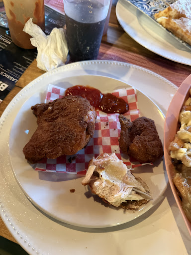 Photo of Mags99 Fried Chicken and Mexican Cantina - 1257 Commercial Way #5, Squamish, BC V8B 0Z4