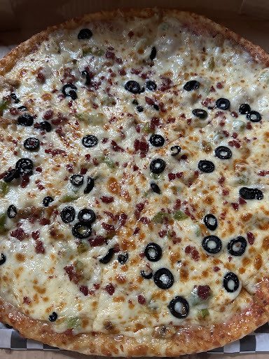 Photo of Strathmore Pizzeria - 419 2 Street A A, Strathmore, AB T1P 1B9