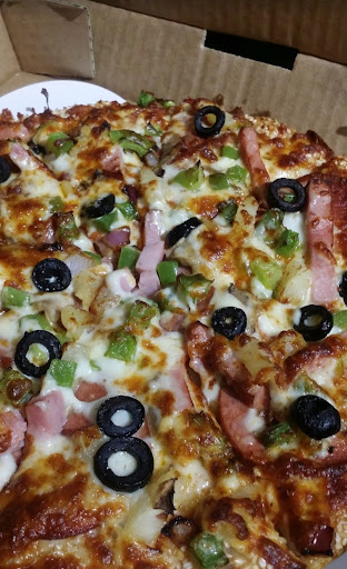 Photo of Red Swan Pizza - Sudbury Lasalle - Inside Lasalle, Court Mall, 900 Lasalle Blvd, Greater Sudbury, ON P3A 5W8