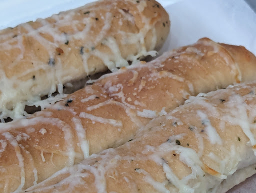 Photo of Yaki's Pizza & Subs - 9902 Main St, Summerland, BC V0H 1Z0