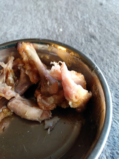 Photo of Yaki's Pizza & Subs - 9902 Main St, Summerland, BC V0H 1Z0