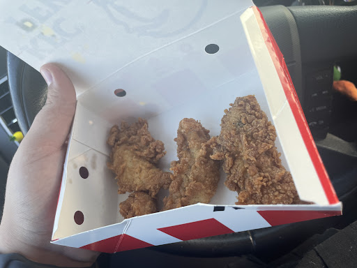 Photo of KFC - 5002 47 Ave, Taber, AB T1G 1P9