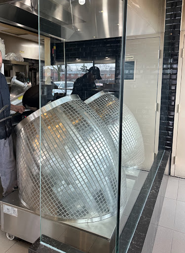 Photo of Me Va Me Express - 330 Steeles Ave W, Thornhill, ON L4J 6W9