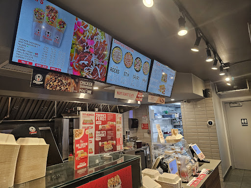 Photo of Osmow's Shawarma - 3210 Lake Shore Blvd W Unit A, Etobicoke, ON M8V 1L9