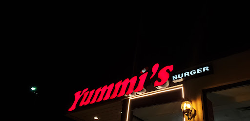 Photo of Yummi's - 2020 Lawrence Ave E, Scarborough, ON M1R 2Z1