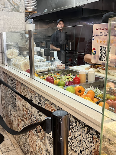 Photo of Zaad - 348 Bloor St W, Toronto, ON M5S 1W9