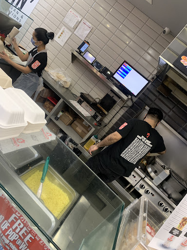 Photo of Osmow's Shawarma - 505 St Clair Ave W unit 107, Toronto, ON M6C 1A1