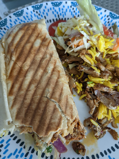 Photo of Red & White Shawarma - 1635 Lawrence Ave W, North York, ON M6L 3C9
