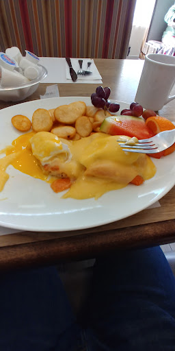 Photo of Restaurant Maman Fournier - 3125 Bd des Récollets, Trois-Rivières, QC G9A 6M1