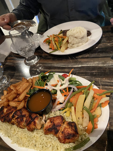 Photo of Restaurant Maman Fournier - 3125 Bd des Récollets, Trois-Rivières, QC G9A 6M1