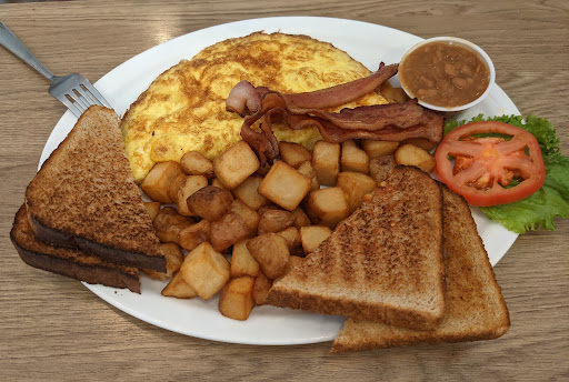 Photo of Restaurant Maman Fournier - 3125 Bd des Récollets, Trois-Rivières, QC G9A 6M1