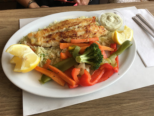 Photo of Restaurant Maman Fournier - 3125 Bd des Récollets, Trois-Rivières, QC G9A 6M1