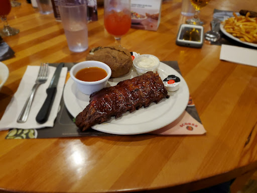 Photo of Restaurant Scores - 4225 Bd des Forges, Trois-Rivières, QC G8Y 2P1