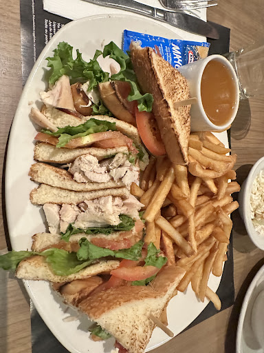 Photo of Restaurant Scores - 4225 Bd des Forges, Trois-Rivières, QC G8Y 2P1