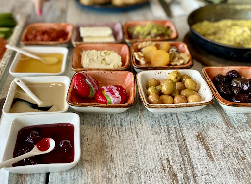 Photo of Mama Fatma Turkish Cuisine Vaughan - 10385 Weston Rd Unit 7B, Woodbridge, ON L4H 3T4