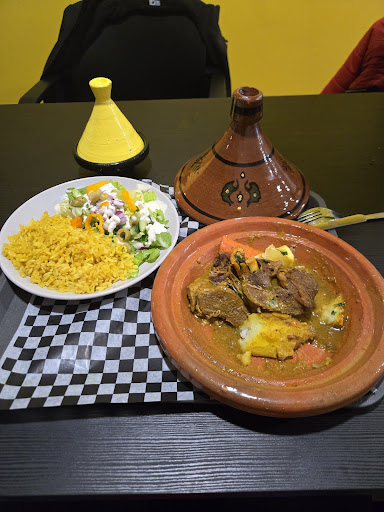 Photo of Restaurant Art Cook - 95 Rue Notre Dame East, Victoriaville, QC G6P 3Z8