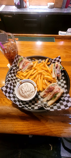 Photo of Moe's Tap & Wings - 190 Main St E, Port Colborne, ON L3K 1S6