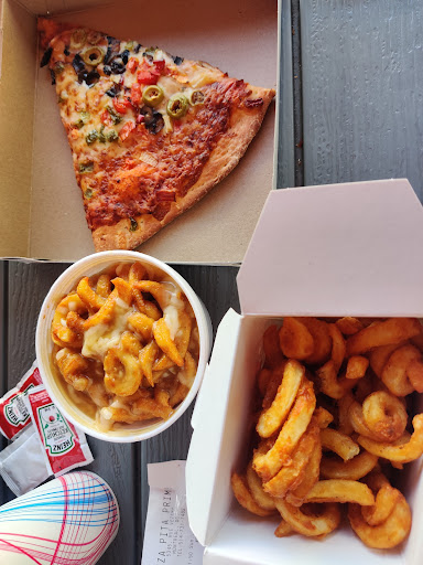 Photo of Pizza Pita Prime - 5345 Rue Vézina, Montréal, QC H3X 4A8