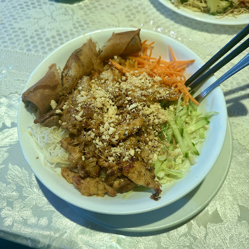 Photo of Weyburn Noodle House - 20 1 Ave SW, Weyburn, SK S4H 2A4