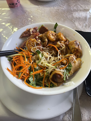 Photo of Weyburn Noodle House - 20 1 Ave SW, Weyburn, SK S4H 2A4