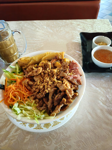 Photo of Weyburn Noodle House - 20 1 Ave SW, Weyburn, SK S4H 2A4