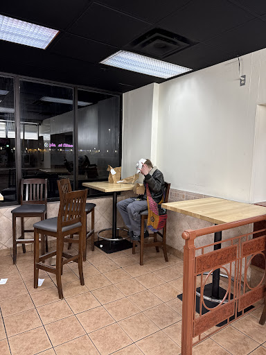 Photo of Habibz Corner - 532 Simcoe St S, Oshawa, ON L1H 4J8