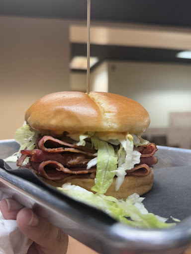 Photo of Habibz Corner - 532 Simcoe St S, Oshawa, ON L1H 4J8
