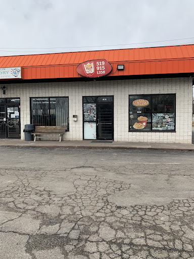 Photo of Royal Pizza & More - 899 Grand Marais Rd E Unit 3, Windsor, ON N8X 3H9