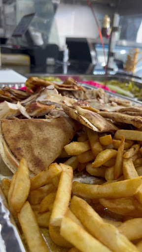 Photo of Royal Chicken - 1009 Wyandotte St E, Windsor, ON N9A 3K3