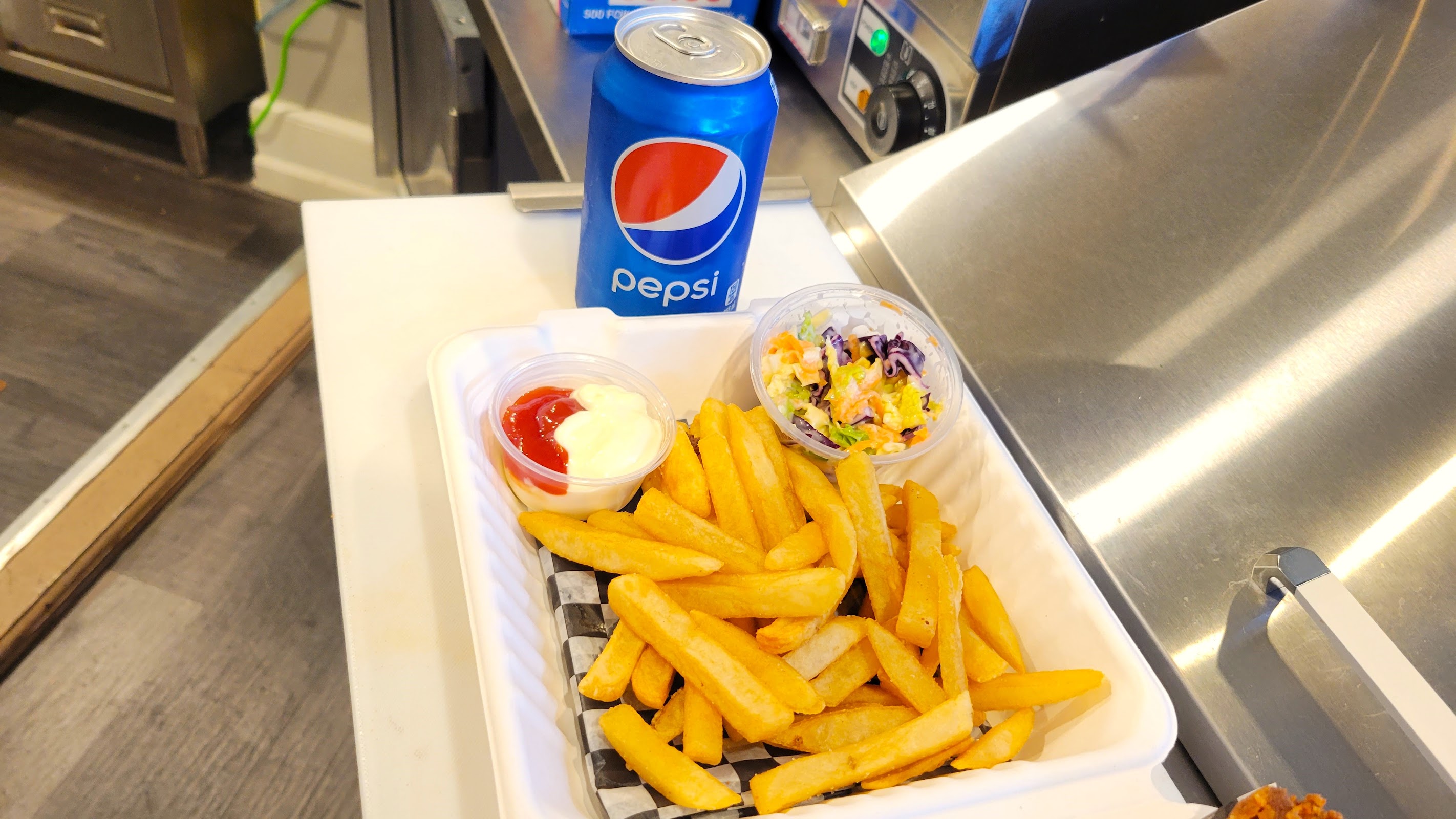 Photo of Cafe Windsor Eats - 1057 Ouellette Ave Unit 2, Windsor, ON N9A 4J8