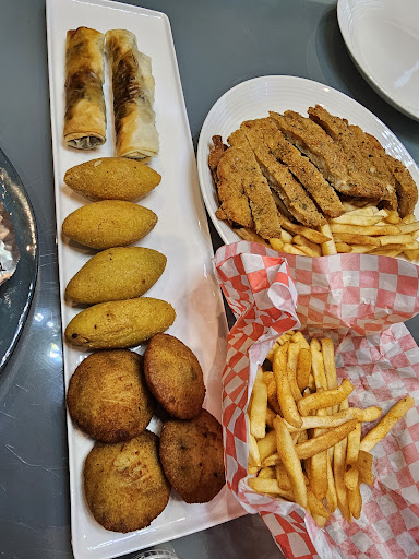 Photo of Swan Grill & Bakery مطعم وأفران الوزة - 1520 Tecumseh Rd W, Windsor, ON N9B 1T8