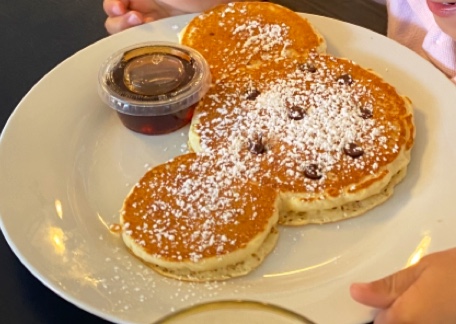 Photo of Etta's Greeklish Eatery - 5975 Wyandotte St E, Windsor, ON N8S 1M9