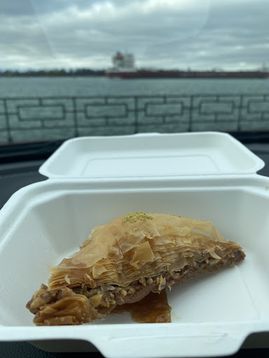 Photo of Aloony Shawarma - 1005 Lincoln Rd, Windsor, ON N9A 4A3