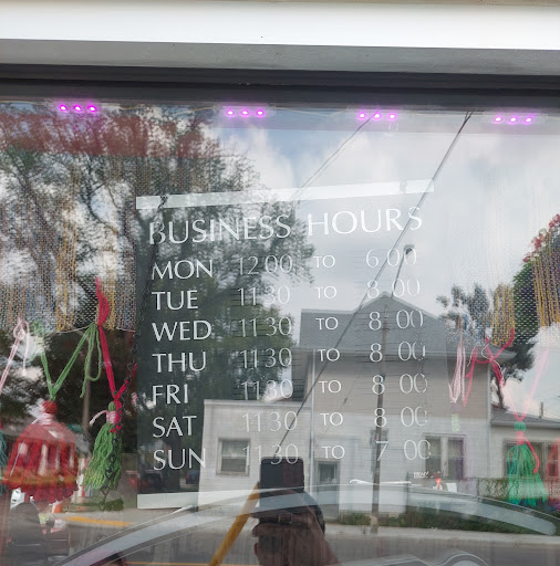 Photo of Aloony Shawarma - 1005 Lincoln Rd, Windsor, ON N9A 4A3