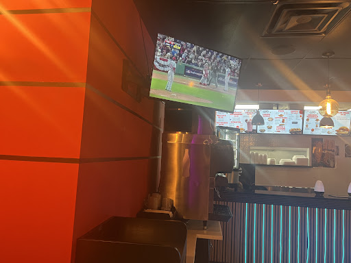 Photo of HOT & PUFF - 14651 Michigan Ave, Dearborn, MI 48126, USA