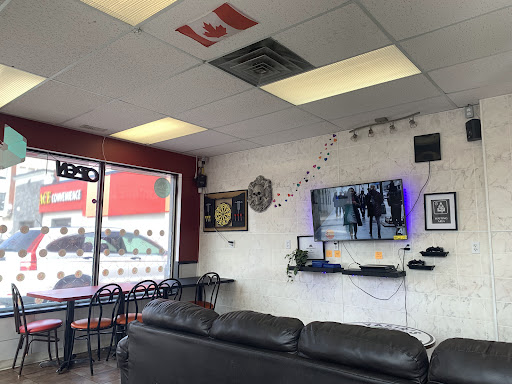 Photo of Yasir's Gyro Pita - 1401 Wyandotte St E, Windsor, ON N9A 3L1