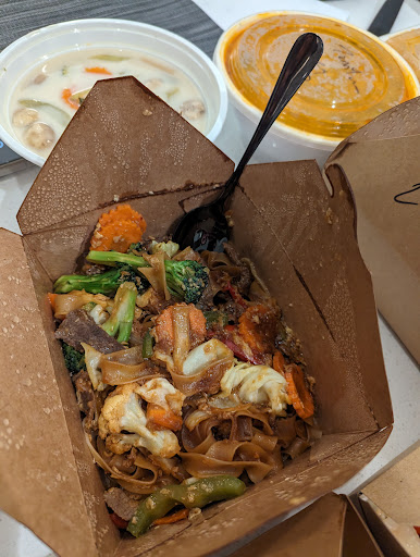 Photo of Shaba Thai Cuisine - 561 Portage Ave, Winnipeg, MB R3B 2G2