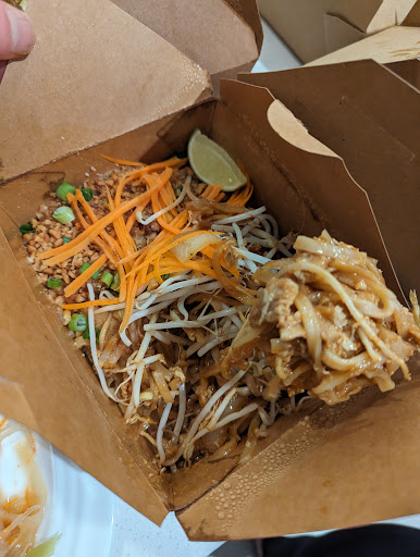 Photo of Shaba Thai Cuisine - 561 Portage Ave, Winnipeg, MB R3B 2G2