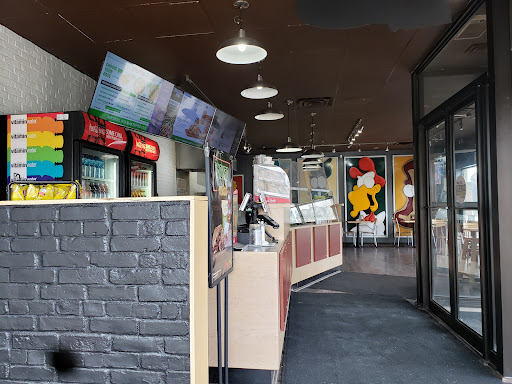 Photo of Pita Pit - 33 University Crescent, Winnipeg, MB R3T 2N5