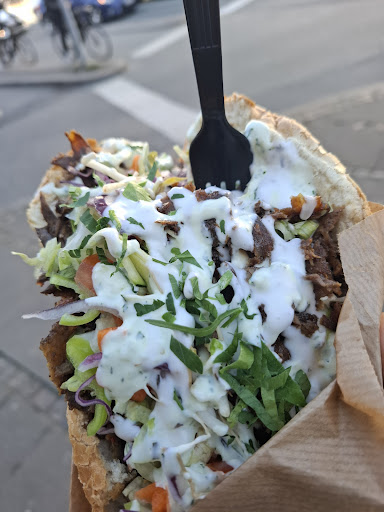 Photo of Esma's Streetkitchen - Bernstorffsgade 18, 1570 København