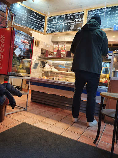 Photo of Falafelkælderen - Rantzausgade 14, 2200 København