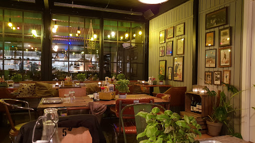 Photo of Kitzchen Food Court restaurant, Mikrobryggeri, Gastrogrill & Isbar - Brovejen 386, 5500 Middelfart