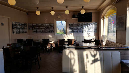 Photo of Roma Pizzaria & Grillbar - Allerød - Frederiksborgvej 10, 3450 Lillerød