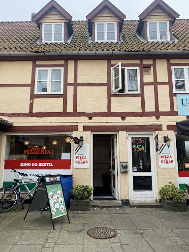 Photo of Torvet's Pizza & Kebab - Torvet 7, 3400 Hillerød