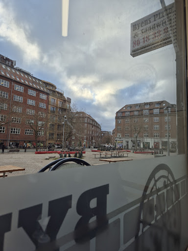 Photo of Byens Pizza og Sandwich - Vesterbro Torv 6, 8000 Aarhus