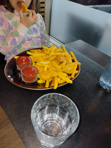 Photo of Lystrup Café & Familierestaurant - Bystævnet 1, 8520 Lystrup