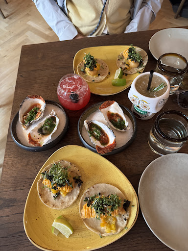 Photo of Restaurant Menendez - Vesterå 4, st th, 9000 Aalborg