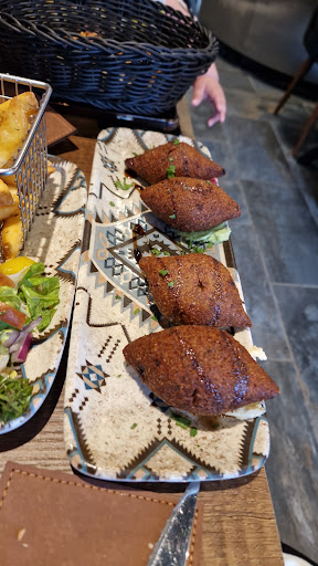 Photo of LA BEIRUT - Skibhusvej 94, 5000 Odense